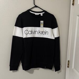 Calvin Klein Men's Sweater in Black and White